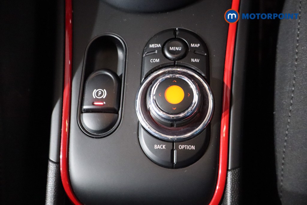 Mini Countryman Cooper Sport Manual Petrol SUV - Stock Number (1615954) - 15th supplementary image