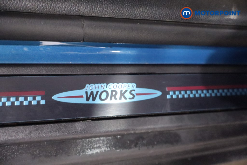Mini Countryman Cooper Sport Manual Petrol SUV - Stock Number (1615954) - 23rd supplementary image