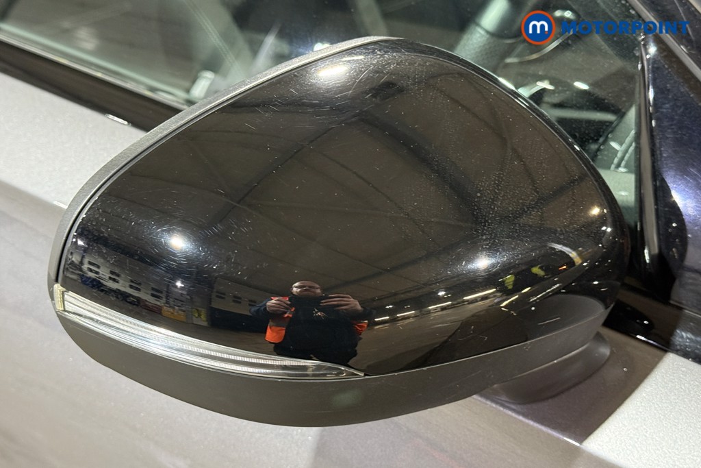 Mercedes-Benz A Class Amg Line Premium Plus Edition Automatic Petrol Hatchback - Stock Number (1581893) - 11th supplementary image