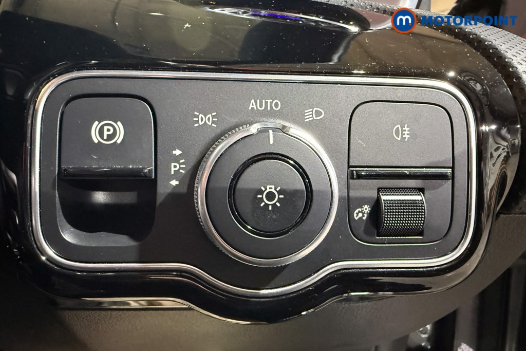 Mercedes-Benz A Class Amg Line Premium Plus Edition Automatic Petrol Hatchback - Stock Number (1581893) - 25th supplementary image