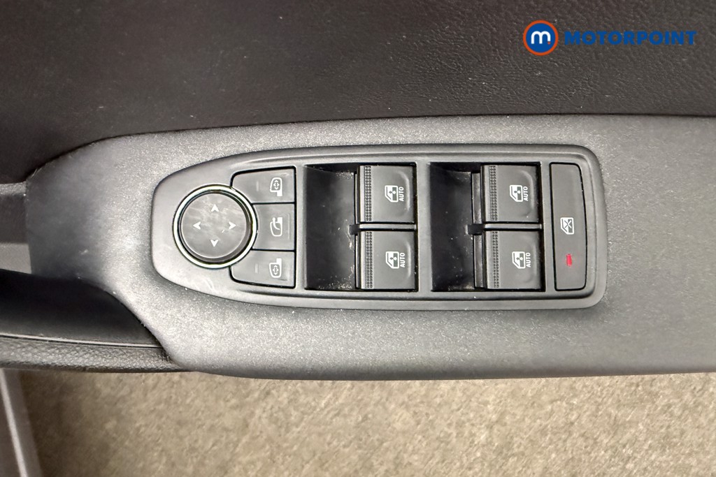 Renault Captur Iconic Automatic Petrol SUV - Stock Number (1585443) - 4th supplementary image