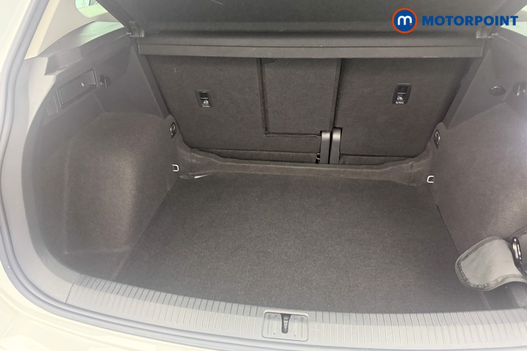 Volkswagen Tiguan Life Automatic Petrol SUV - Stock Number (1592834) - 3rd supplementary image