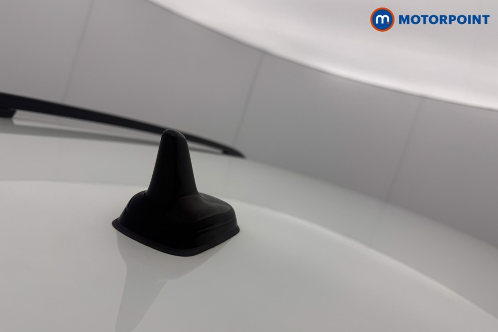 Volkswagen Tiguan Life Automatic Petrol SUV - Stock Number (1592834) - 4th supplementary image