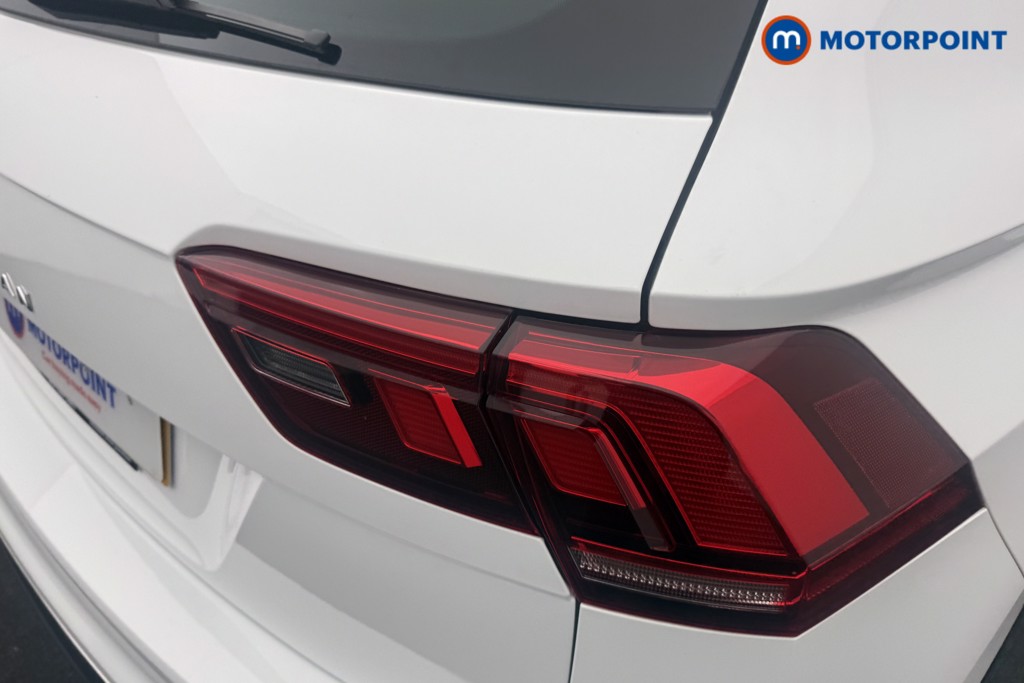 Volkswagen Tiguan Life Automatic Petrol SUV - Stock Number (1592834) - 5th supplementary image