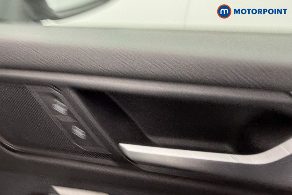 Volkswagen Tiguan Life Automatic Petrol SUV - Stock Number (1592834) - 11th supplementary image