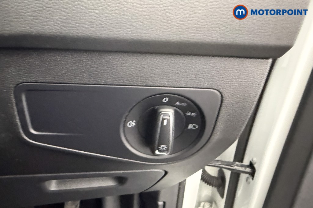 Volkswagen Tiguan Life Automatic Petrol SUV - Stock Number (1592834) - 14th supplementary image