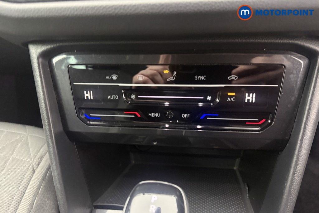 Volkswagen Tiguan Life Automatic Petrol SUV - Stock Number (1592834) - 18th supplementary image