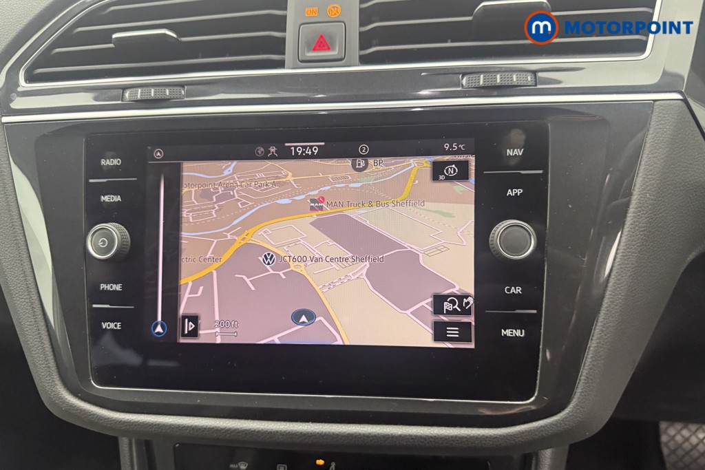 Volkswagen Tiguan Life Automatic Petrol SUV - Stock Number (1592834) - 23rd supplementary image