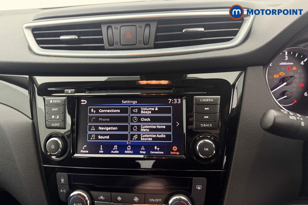 Nissan Qashqai Acenta Premium Manual Diesel SUV - Stock Number (1594245) - 25th supplementary image