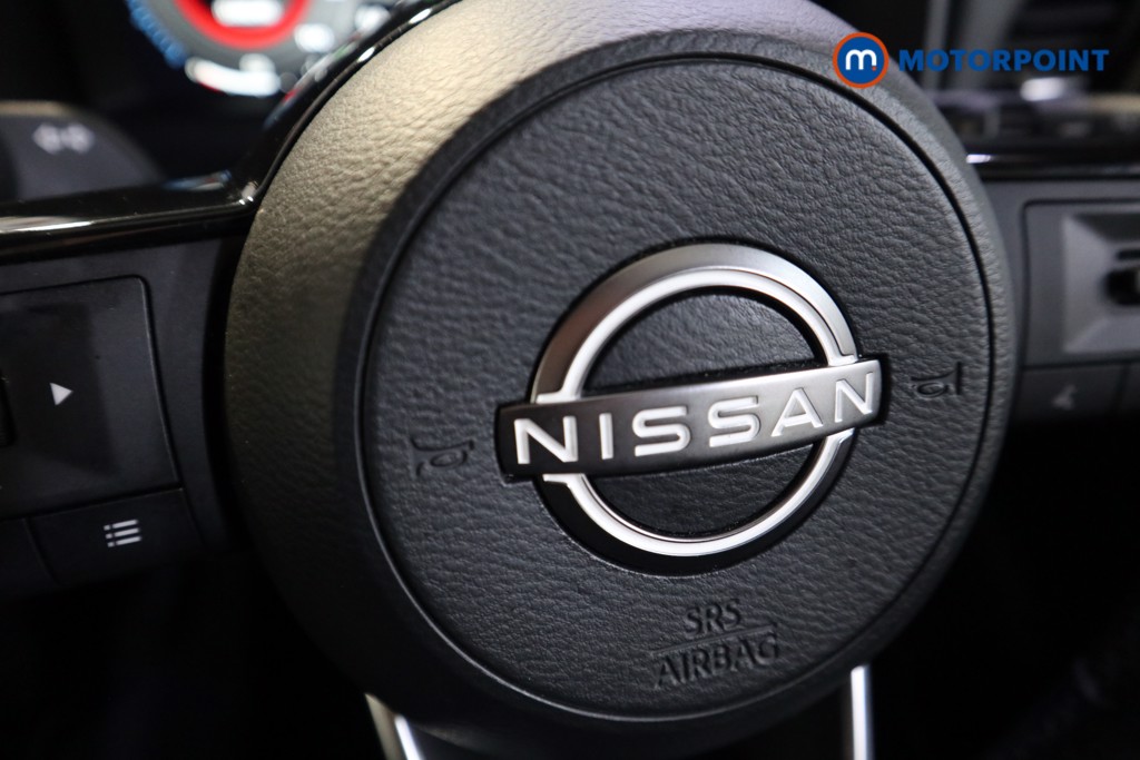 Nissan Qashqai N-Connecta Automatic Petrol-Electric Hybrid SUV - Stock Number (1603742) - 5th supplementary image