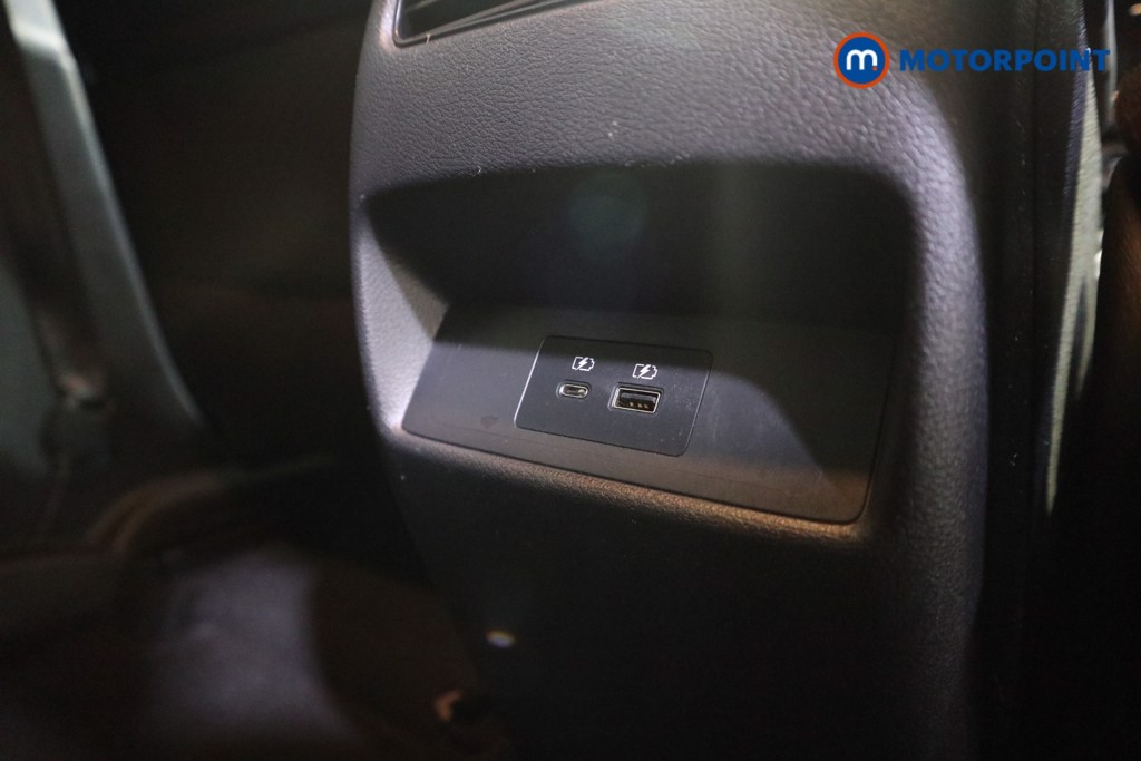 Nissan Qashqai N-Connecta Automatic Petrol-Electric Hybrid SUV - Stock Number (1603742) - 20th supplementary image
