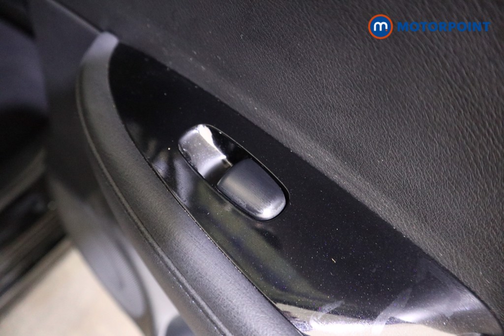 Nissan Leaf E-Plus Tekna Automatic Electric Hatchback - Stock Number (1603801) - 21st supplementary image