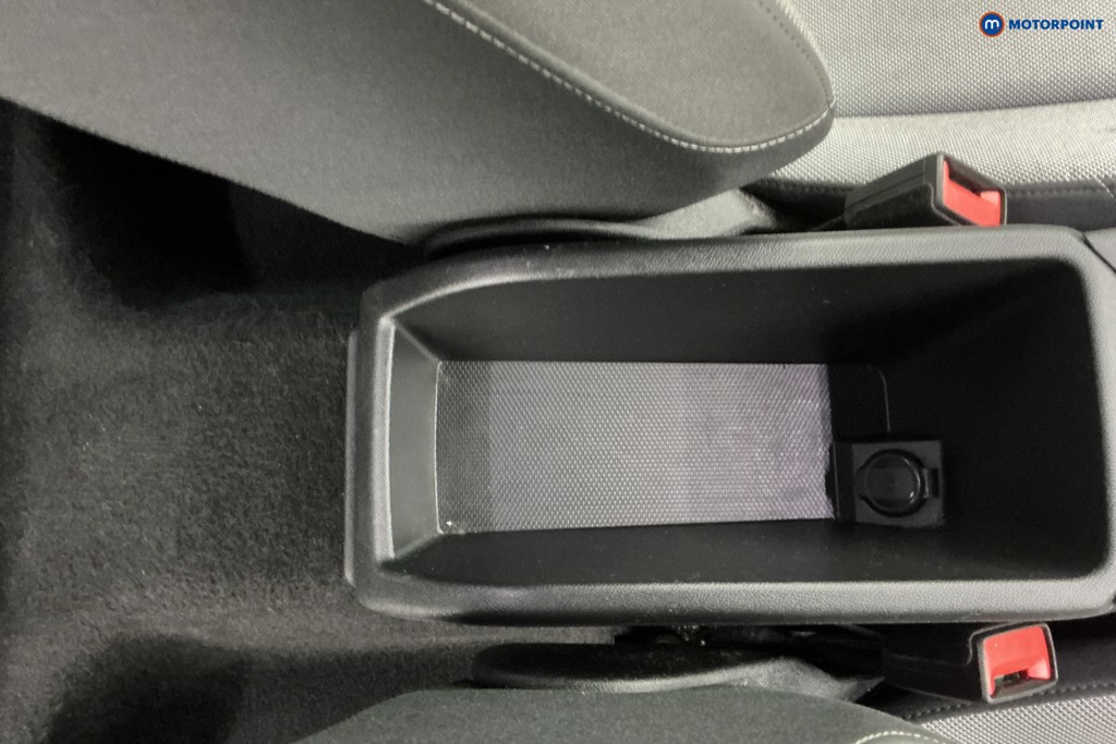 Seat Leon Se Dynamic Manual Petrol Hatchback - Stock Number (1603885) - 19th supplementary image