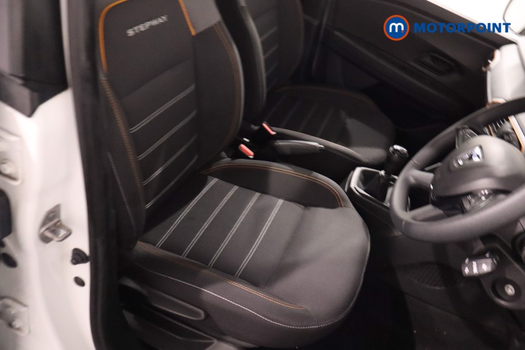 Dacia Sandero Stepway Essential Manual Petrol Hatchback - Stock Number (1603980) - 24th supplementary image
