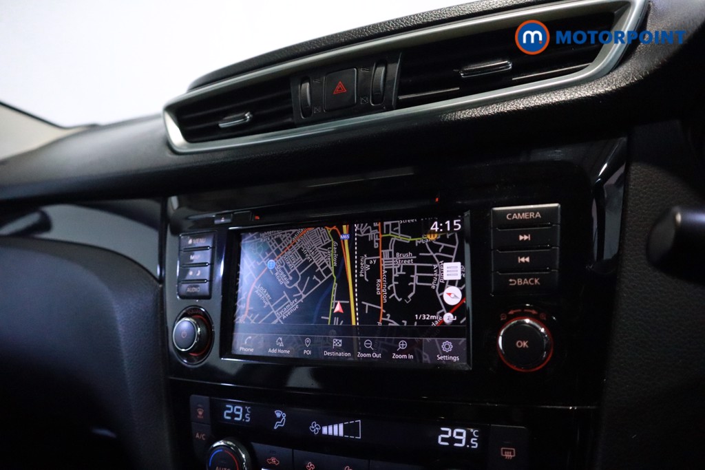 Nissan Qashqai Acenta Premium Manual Diesel SUV - Stock Number (1605355) - 2nd supplementary image