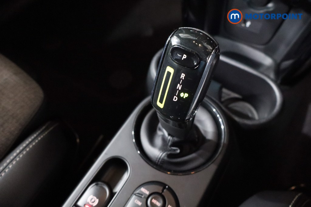 Mini Hatchback Cooper S Level 2 Automatic Electric Hatchback - Stock Number (1607719) - 14th supplementary image