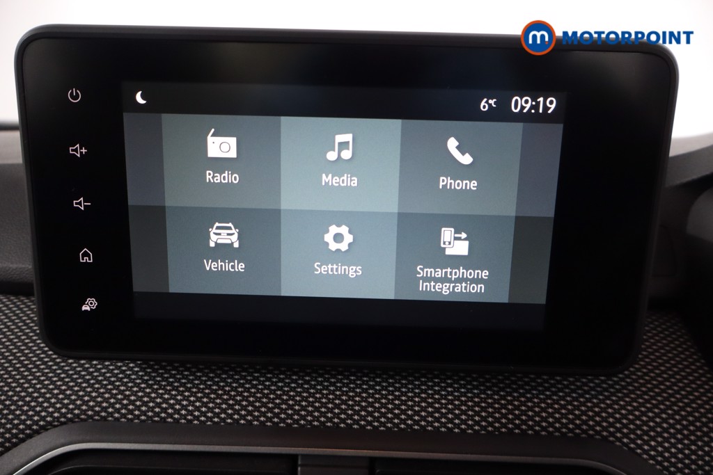 Dacia Sandero Expression Manual Petrol Hatchback - Stock Number (1608380) - 2nd supplementary image