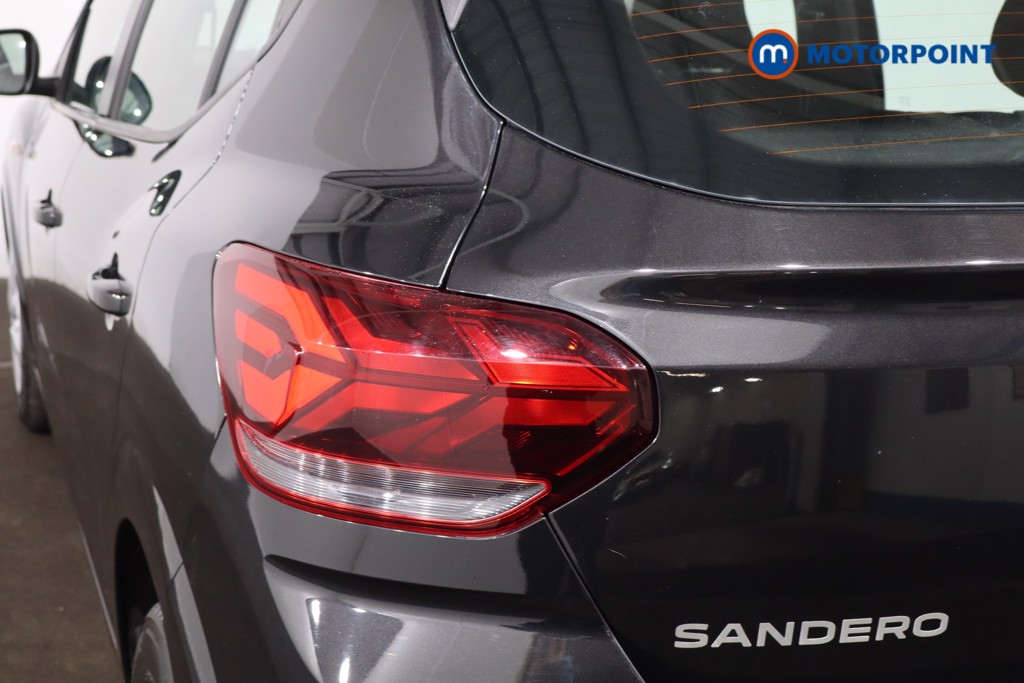 Dacia Sandero Expression Manual Petrol Hatchback - Stock Number (1608380) - 32nd supplementary image