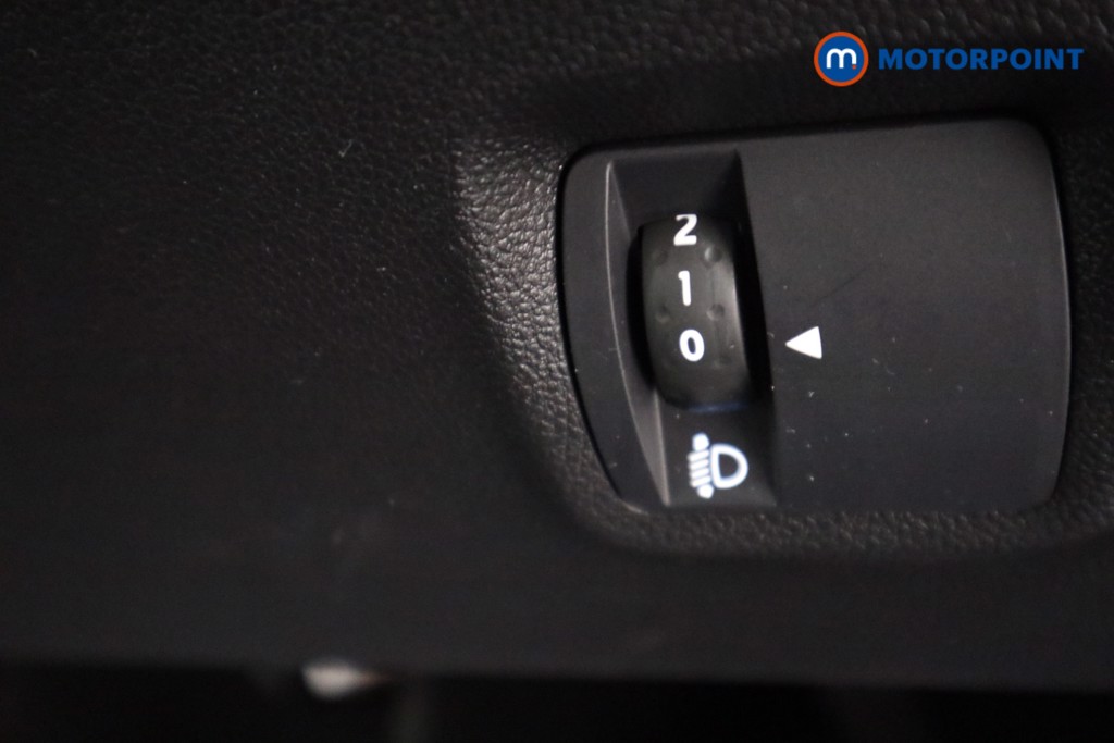 Dacia Sandero Expression Manual Petrol Hatchback - Stock Number (1608383) - 14th supplementary image