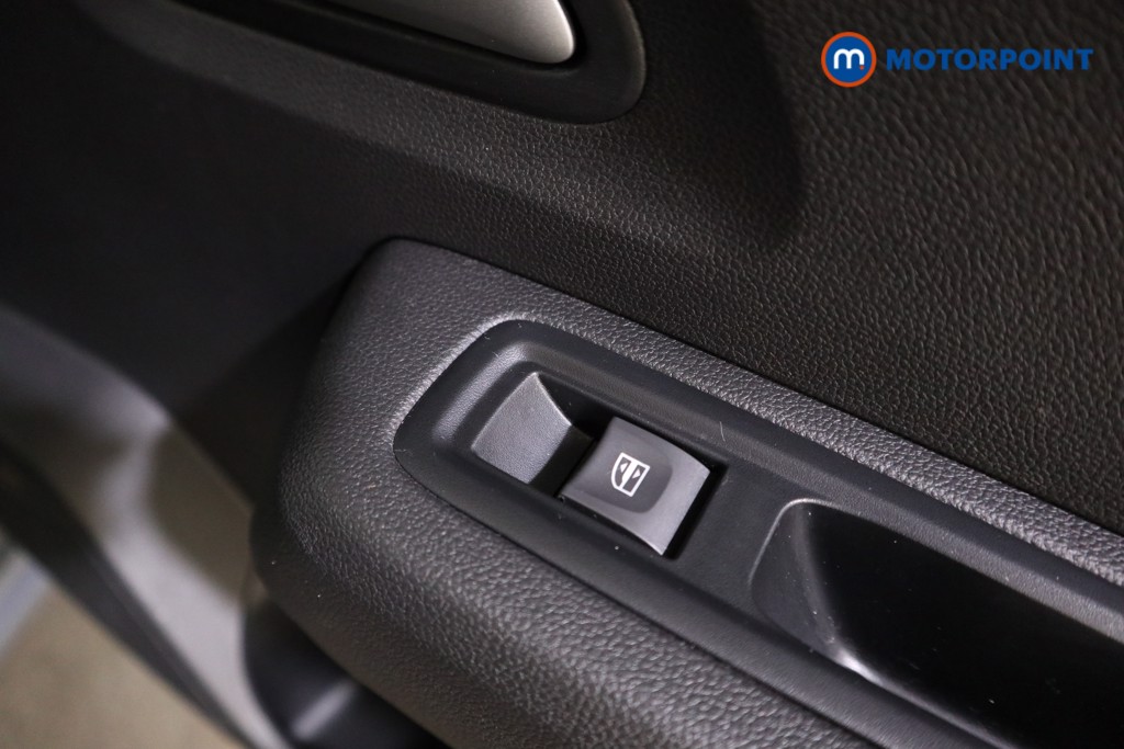 Dacia Sandero Expression Manual Petrol Hatchback - Stock Number (1608383) - 21st supplementary image