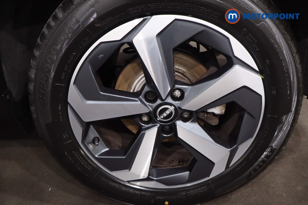 Nissan Qashqai N-Connecta Manual Petrol SUV - Stock Number (1608482) - 10th supplementary image