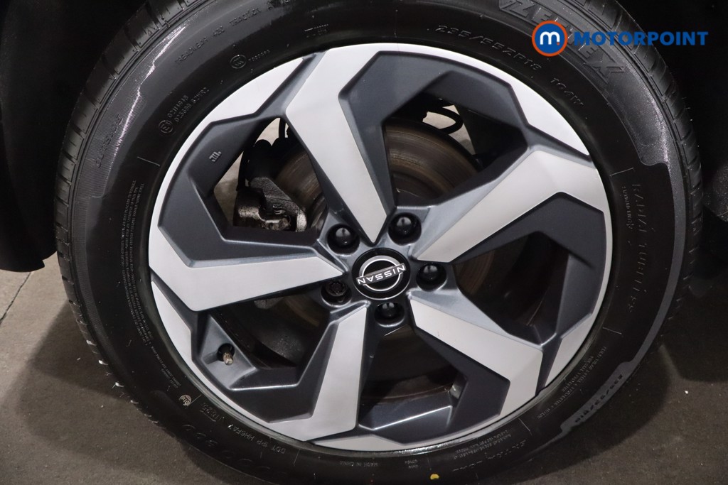 Nissan Qashqai N-Connecta Manual Petrol SUV - Stock Number (1608482) - 11th supplementary image