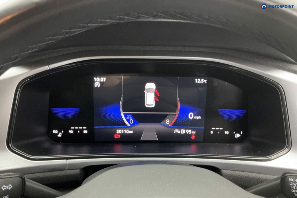 Volkswagen T-Roc Life Manual Petrol SUV - Stock Number (1608502) - 12th supplementary image