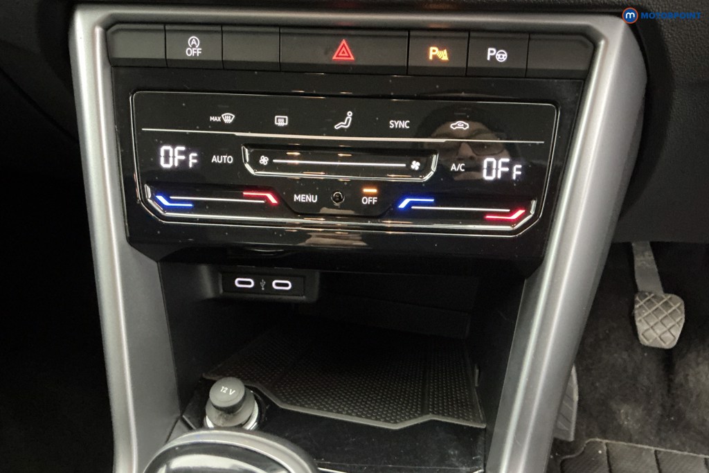 Volkswagen T-Roc Life Manual Petrol SUV - Stock Number (1608502) - 23rd supplementary image