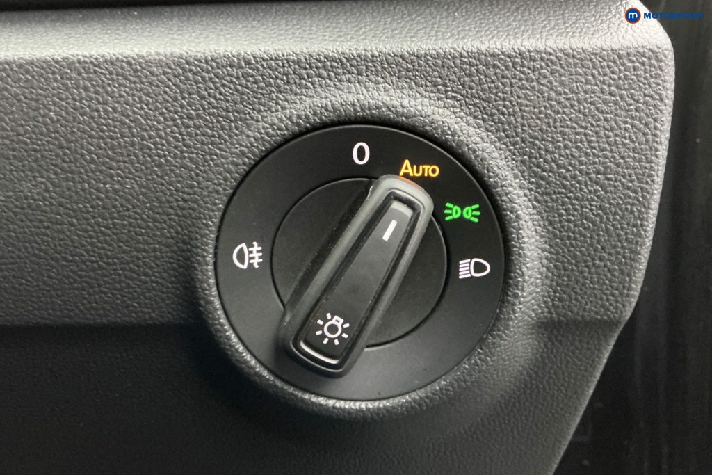 Volkswagen T-Roc Life Manual Petrol SUV - Stock Number (1608502) - 27th supplementary image