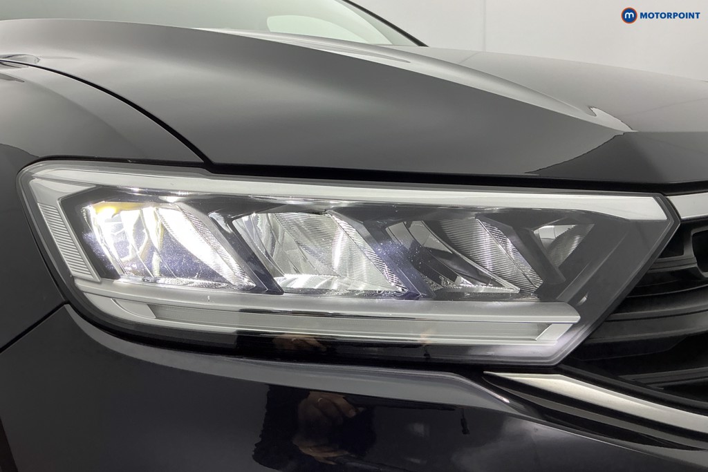 Volkswagen T-Roc Life Manual Petrol SUV - Stock Number (1608502) - 33rd supplementary image