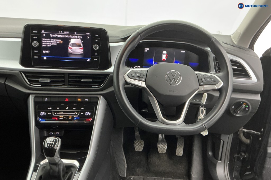 Volkswagen T-Roc Life Manual Petrol SUV - Stock Number (1608502) - 1st supplementary image