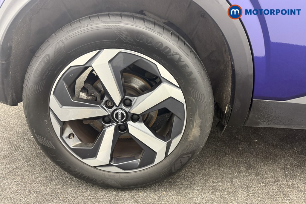 Nissan Qashqai N-Connecta Manual Petrol SUV - Stock Number (1608524) - 8th supplementary image