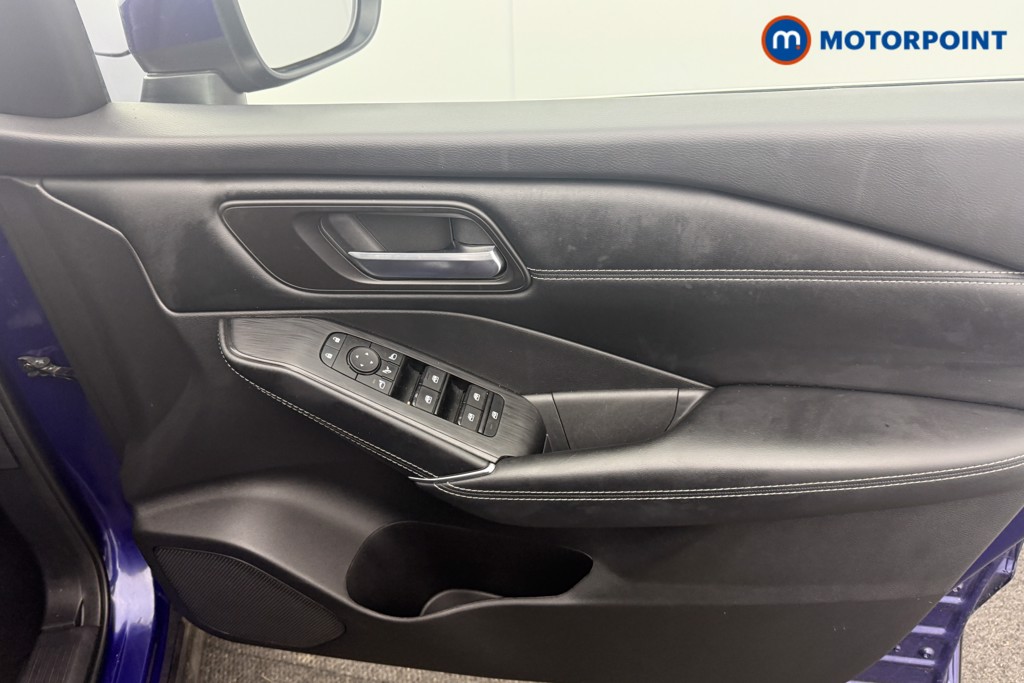Nissan Qashqai N-Connecta Manual Petrol SUV - Stock Number (1608524) - 11th supplementary image