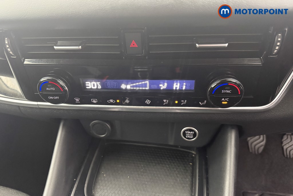 Nissan Qashqai N-Connecta Manual Petrol SUV - Stock Number (1608524) - 19th supplementary image