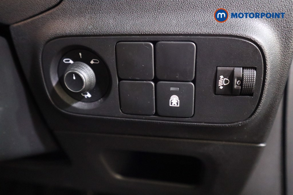 Citroen C3 Shine Plus Manual Petrol Hatchback - Stock Number (1608553) - 11th supplementary image
