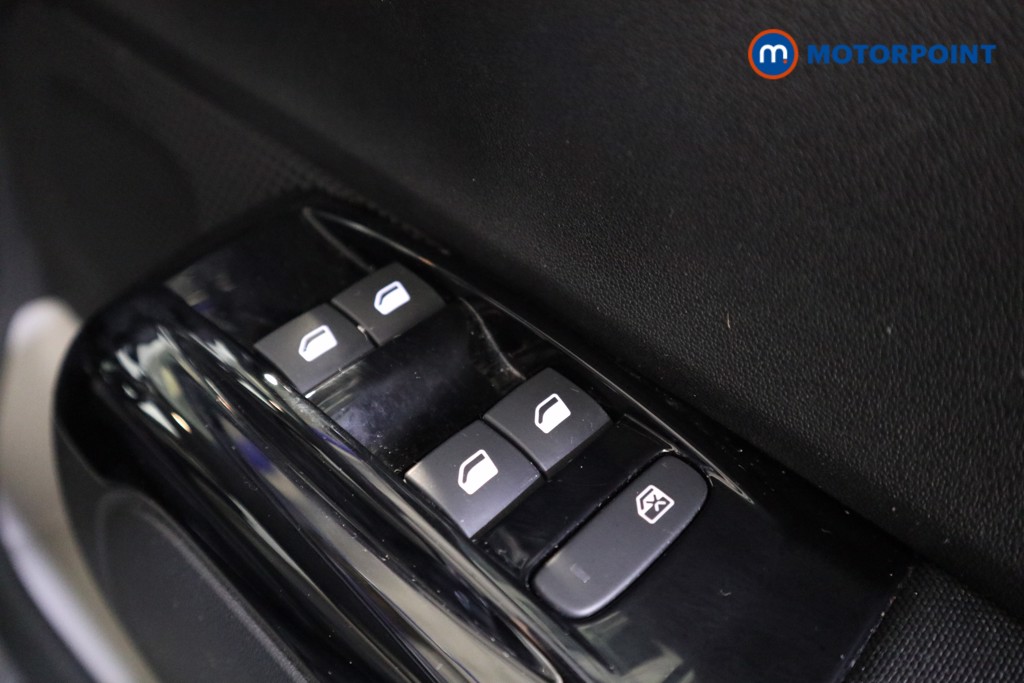 Citroen C3 Shine Plus Manual Petrol Hatchback - Stock Number (1608553) - 12th supplementary image