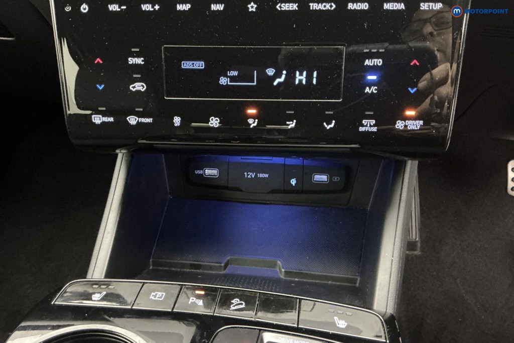 Hyundai Tucson N Line Automatic Petrol-Electric Hybrid SUV - Stock Number (1608589) - 22nd supplementary image