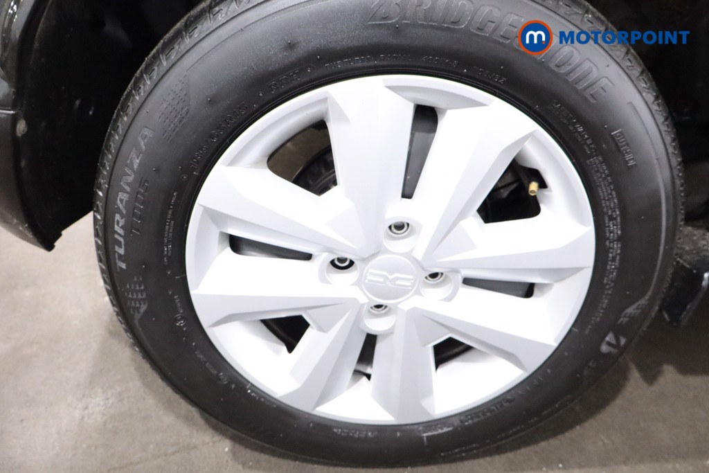 Dacia Sandero Expression Manual Petrol Hatchback - Stock Number (1608660) - 9th supplementary image