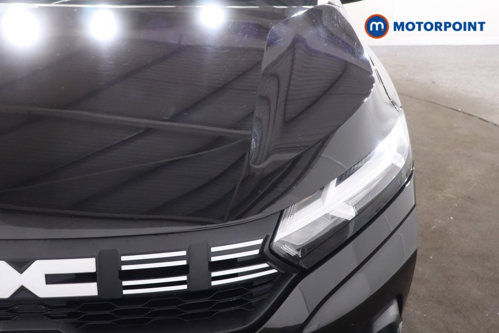 Dacia Sandero Essential Manual Petrol Hatchback - Stock Number (1608761) - 24th supplementary image