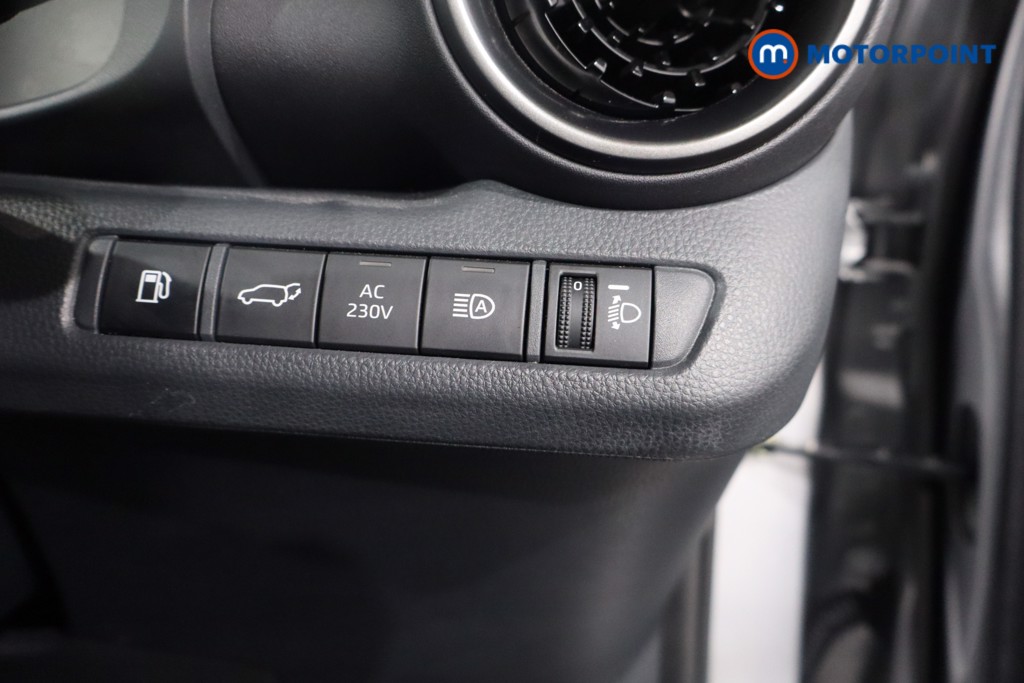 Toyota C-Hr Design Automatic Petrol Plug-In Hybrid SUV - Stock Number (1609366) - 22nd supplementary image