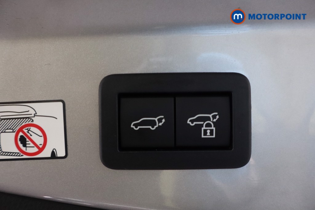 Toyota C-Hr Design Automatic Petrol Plug-In Hybrid SUV - Stock Number (1609366) - 39th supplementary image