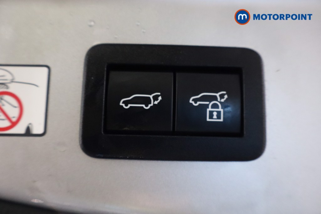 Toyota C-Hr Design Automatic Petrol Plug-In Hybrid SUV - Stock Number (1609367) - 37th supplementary image