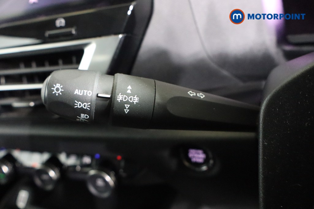 Citroen C4 X Shine Automatic Electric Saloon - Stock Number (1609492) - 4th supplementary image