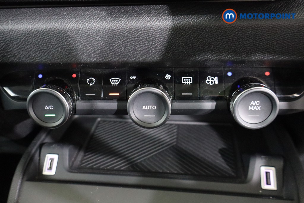 Citroen C4 X Shine Automatic Electric Saloon - Stock Number (1609492) - 11th supplementary image