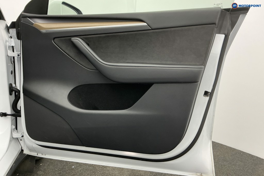 Tesla Model Y Rwd 5Dr Auto Automatic Electric SUV - Stock Number (1609793) - 28th supplementary image