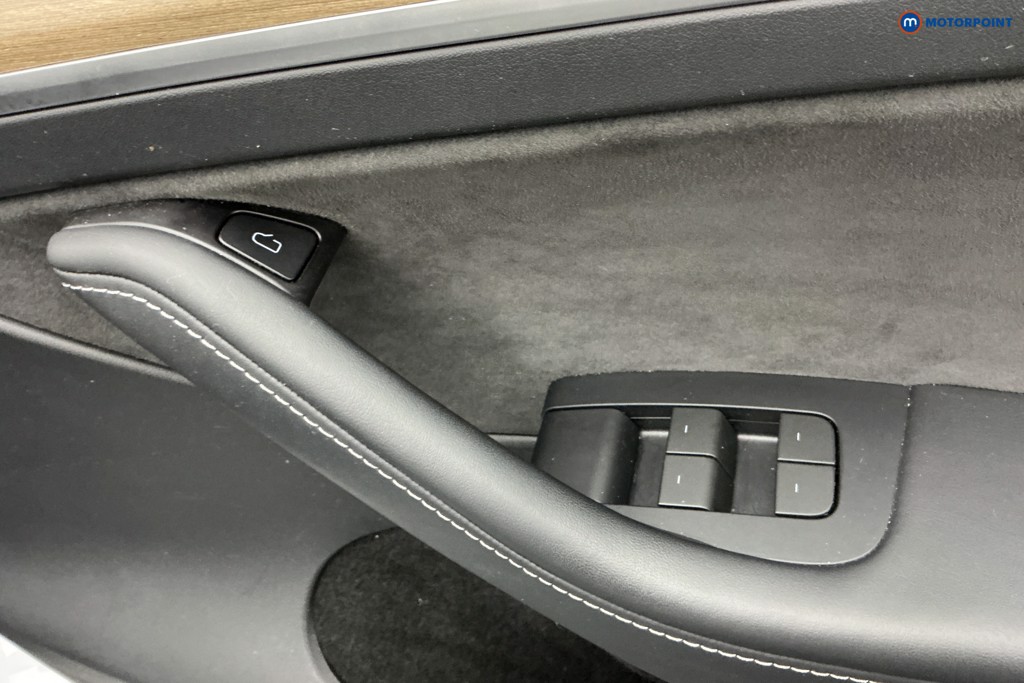 Tesla Model Y Rwd 5Dr Auto Automatic Electric SUV - Stock Number (1609793) - 29th supplementary image