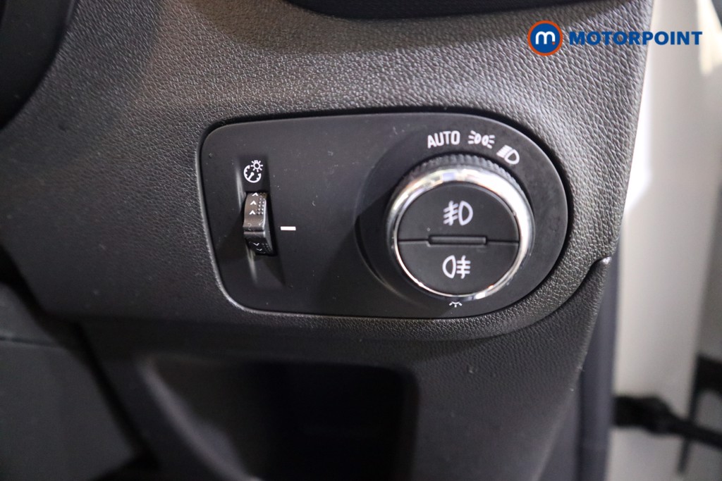 Vauxhall Crossland Sri Nav Manual Petrol SUV - Stock Number (1609960) - 12th supplementary image