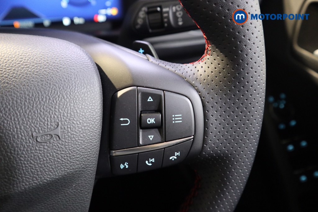 Ford Focus St-Line Vignale Automatic Diesel Estate - Stock Number (1610216) - 4th supplementary image