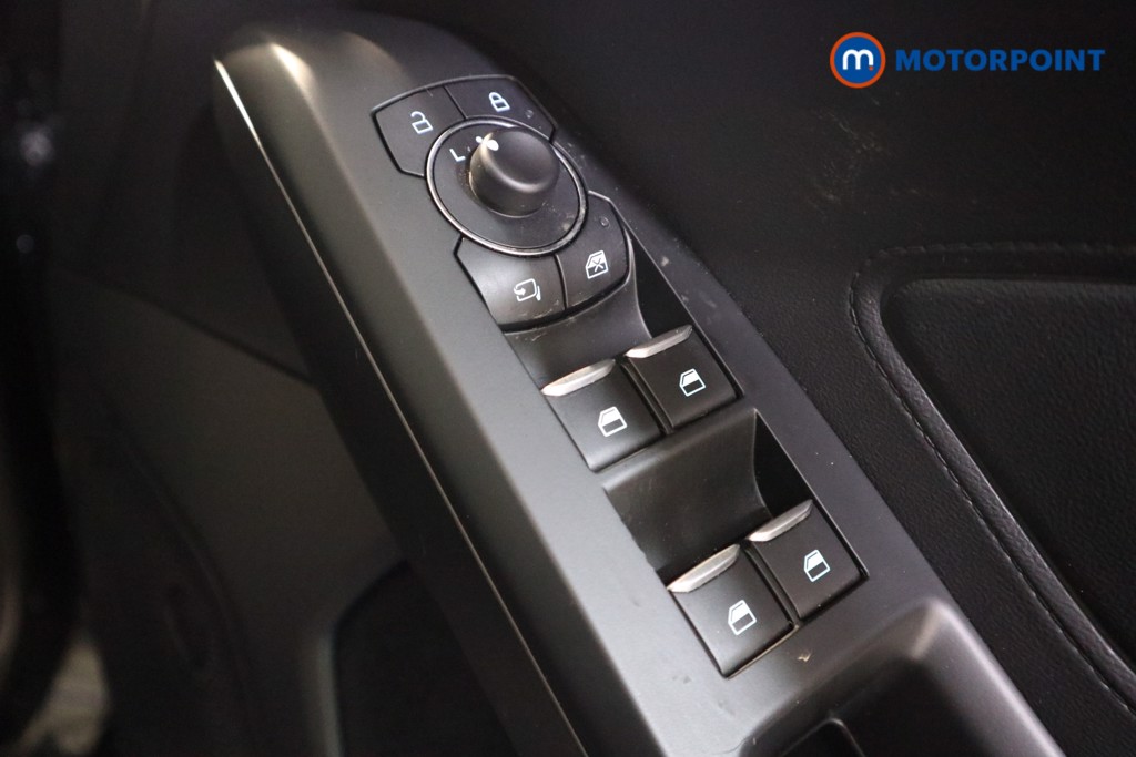 Ford Focus St-Line Vignale Automatic Diesel Estate - Stock Number (1610216) - 13th supplementary image