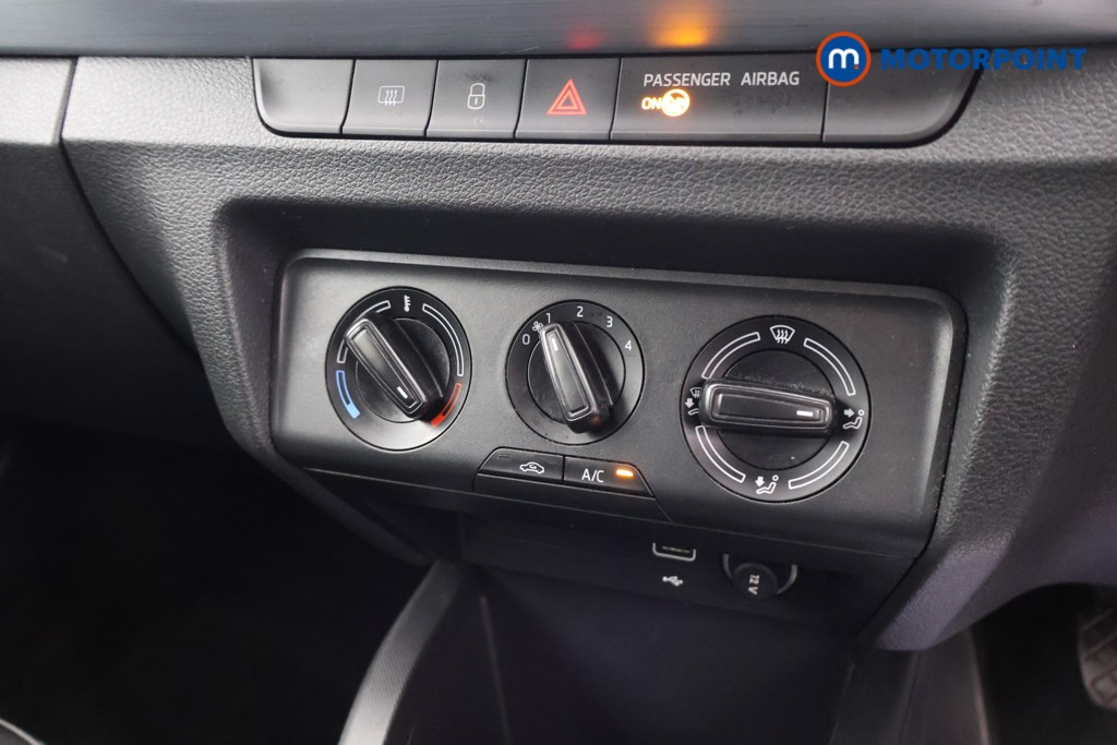 Skoda Fabia SE Manual Petrol Hatchback - Stock Number (1610269) - 7th supplementary image